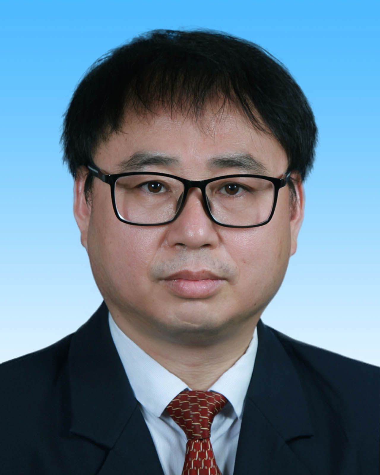 02 党组成员、副站长崔希润